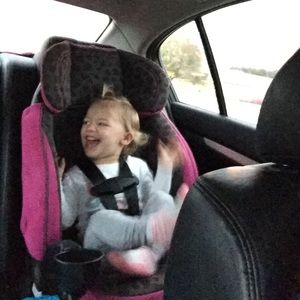 Meet your Posher, Lauren